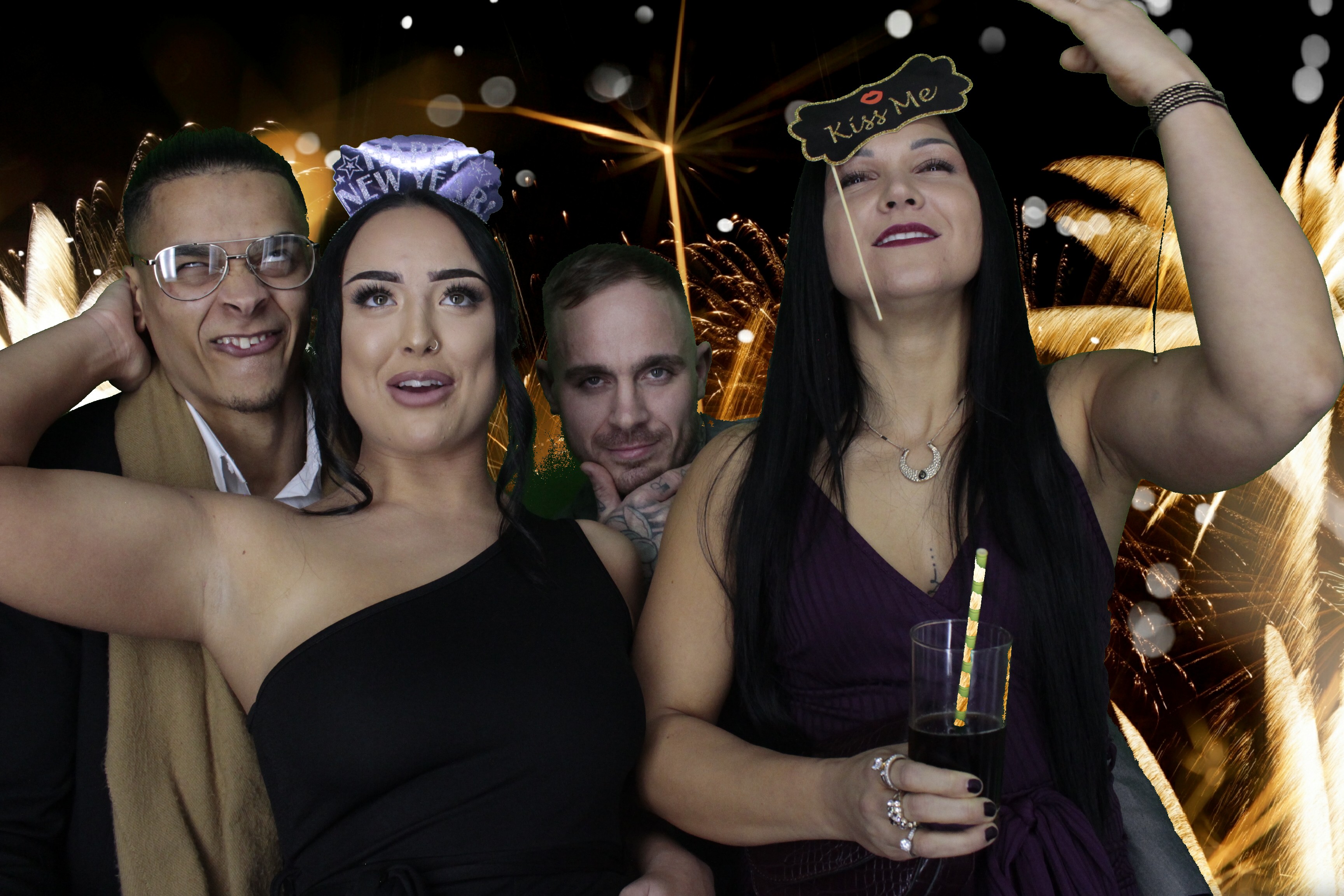NYE Party | View more photos from the event at gallery.myphotoboothexperience.co.uk/u/MyPhotoBoothExperienceLtd/NYE-Party